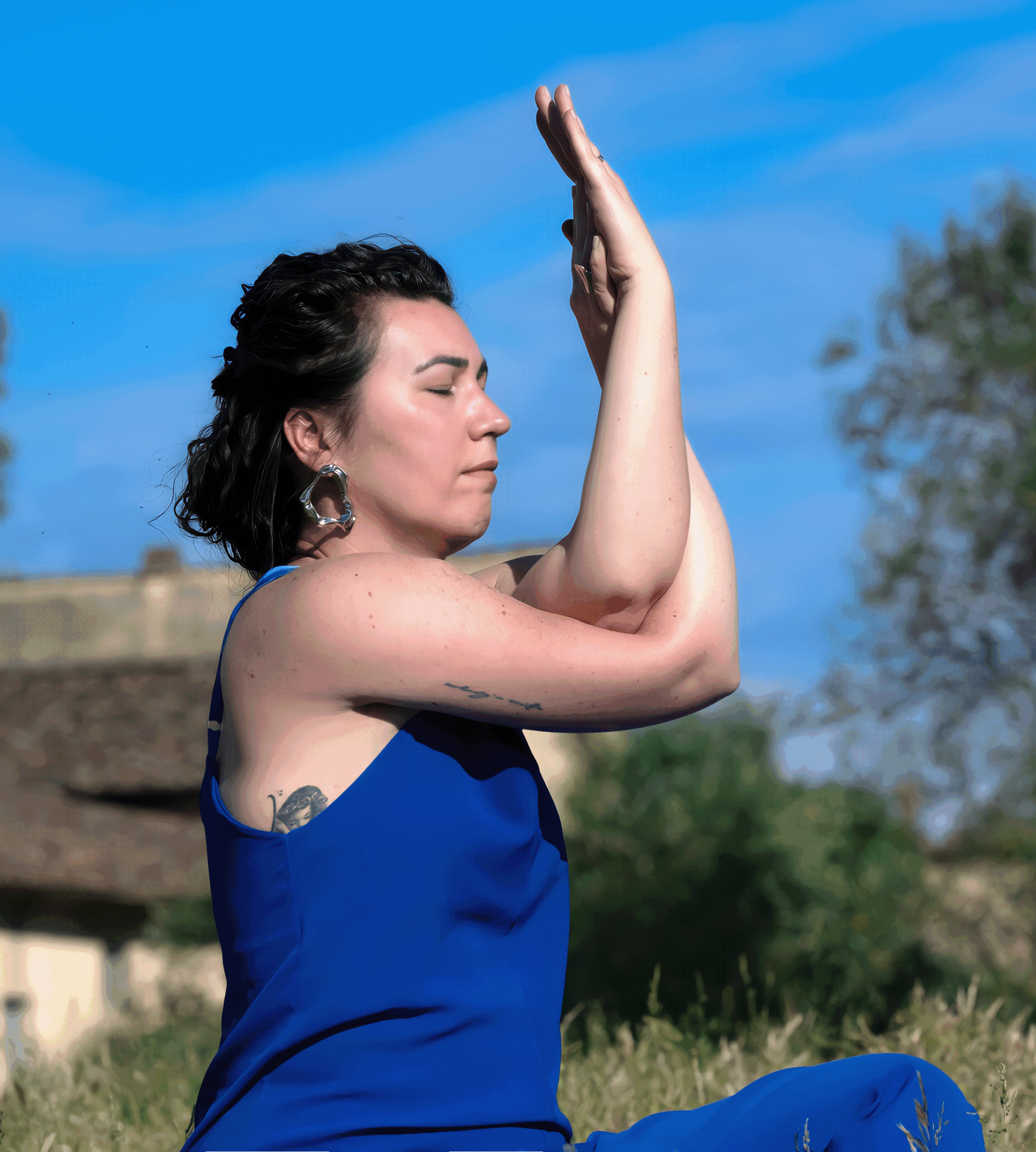 Francesca durante una lezione di yoga a Pistoia